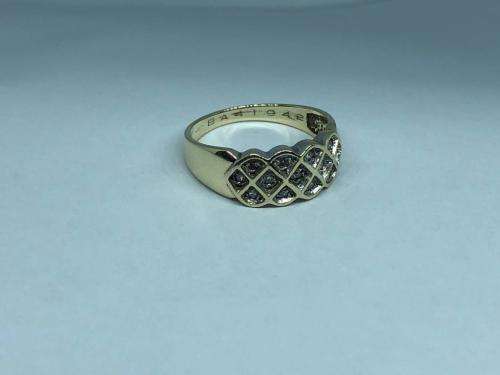 Solid Gold Diamond Basket Ring