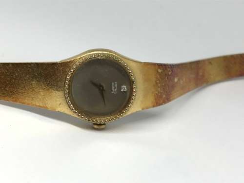 SEIKO Quartz - Dainty Ladies Watch