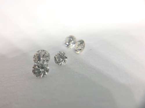 *5 x G-H VS 0.03CT DIAMONDS* EXCELLENT MATCHING DIAMONDS!