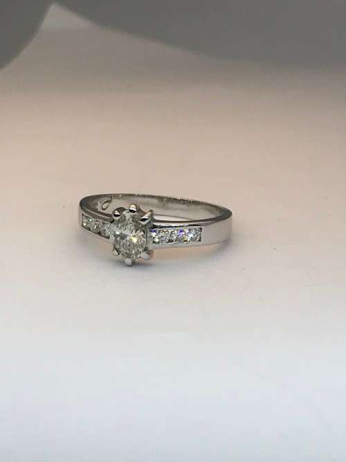 18CT W/Gold Diamond Channel Ring