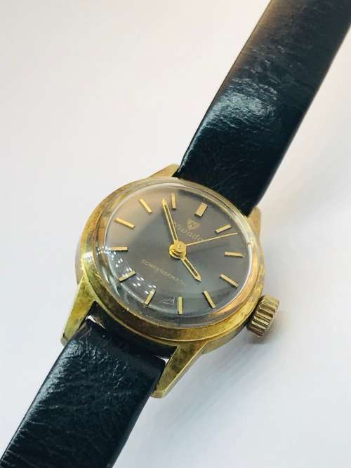 Ladies Nivada Automatic - W/Omega Strap