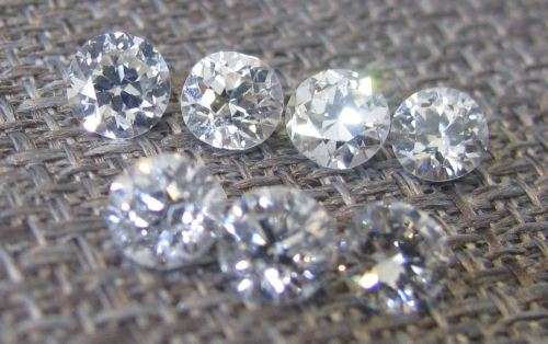 *4 x G-H VVS 0.04CT BRILLIANT CUT DIAMONDS* MONTH END SPECIAL!