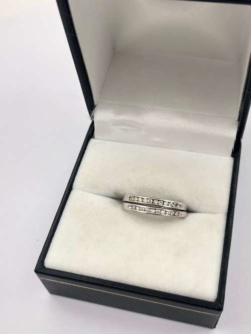 *W/GOLD DIAMOND ETERNITY RINGS* DELIVERY 1-2 DAYS