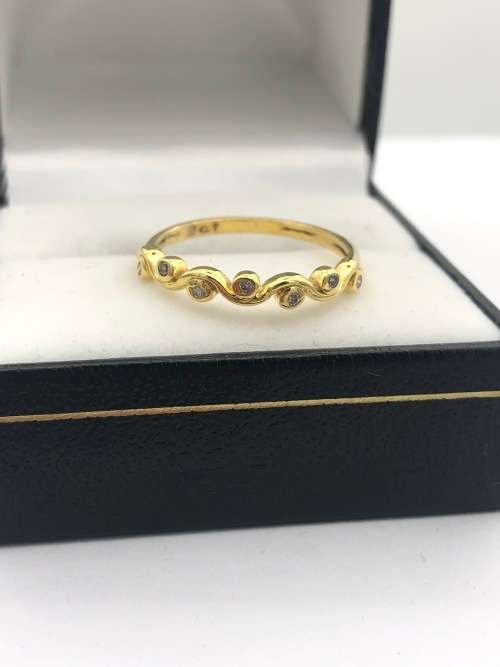 *Y/GOLD ETERNITY RING* DELIVERY 1-2 DAYS