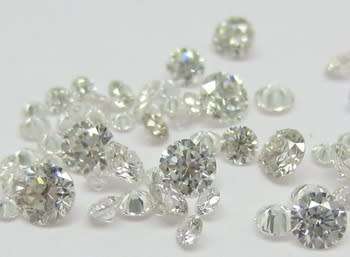 *2 x G-H VVS 0.08CT DIAMONDS* BID FROM R1!!!