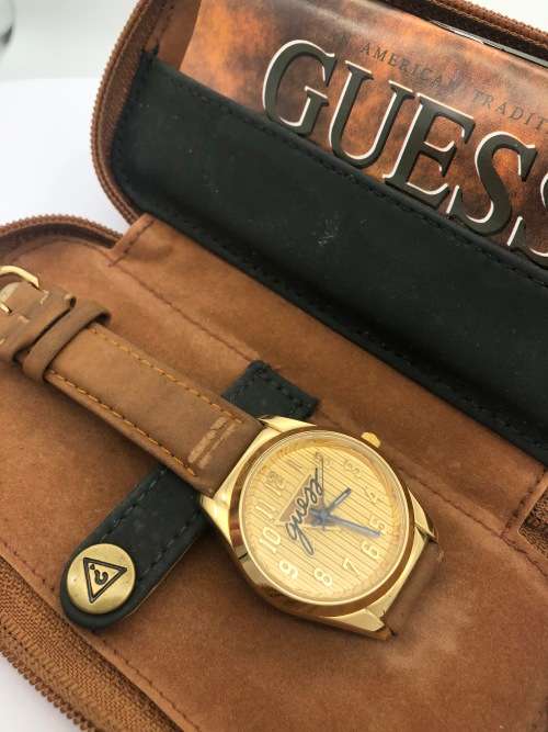 *GUESS LADIES WATCH* R1 BIDS!!!