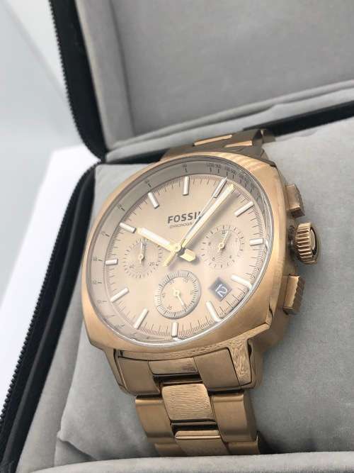 *FOSSIL MEN'S CHRONOGRAPH (MINT!)* R1 BIDS!!!