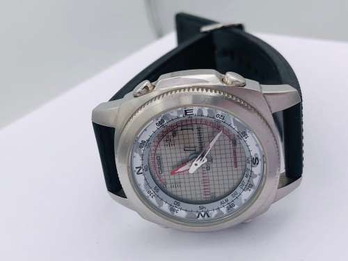 *CASIO WORLD TIME DIGITAL* NEEDS SERVICE