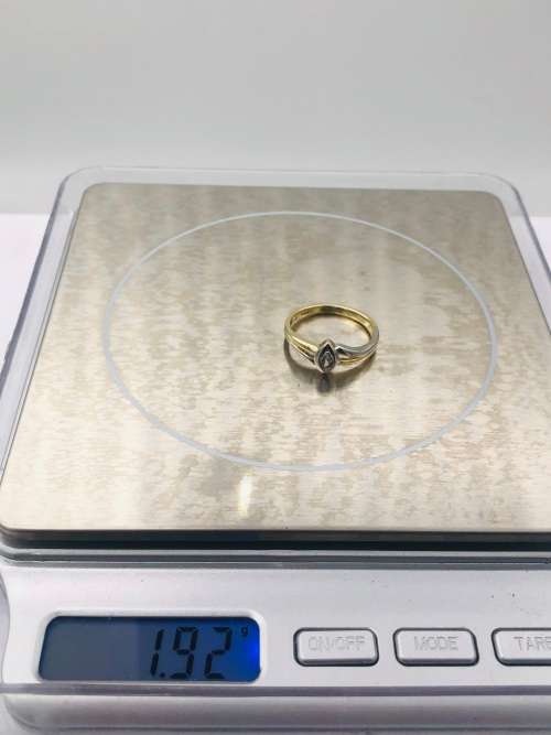 *SOLID GOLD MARQUISE DIAMOND RING* TWO-TONE GOLD!