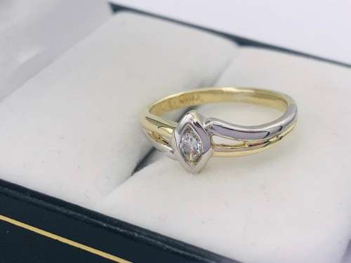 *SOLID GOLD MARQUISE DIAMOND RING* TWO-TONE GOLD!