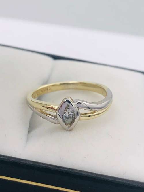 *SOLID GOLD MARQUISE DIAMOND RING* TWO-TONE GOLD!