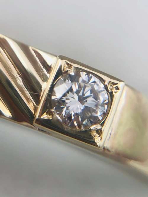 *IDL 0.15CT MENS DIAMOND RING* SOLID GOLD!