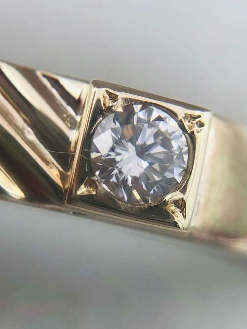 *IDL 0.15CT MENS DIAMOND RING* SOLID GOLD!