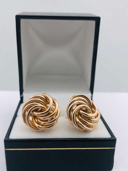 *SOLID GOLD SCROLLWORK EARRINGS* R1 BIDS!