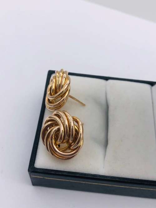 *SOLID GOLD SCROLLWORK EARRINGS* R1 BIDS!