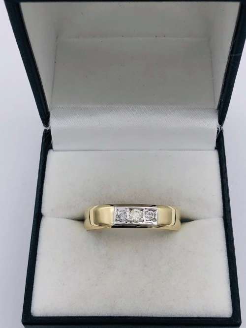 *0.15CT TRINITY MENS RING* HEAVY GOLD!