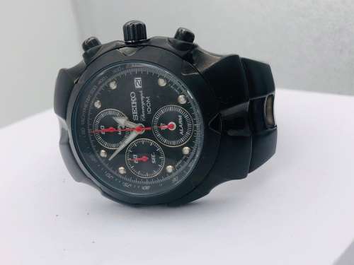 *MINT SEIKO CHRONOGRAPH* Bid From R1