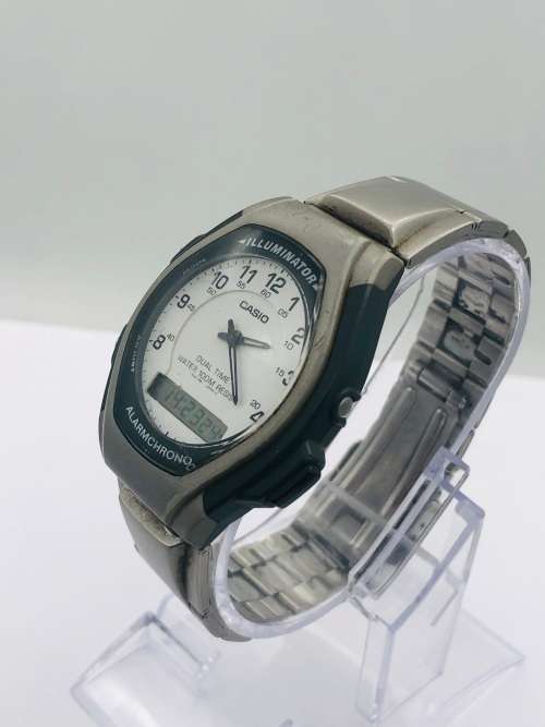 *CASIO ILLUMINATOR MENS WATCH* R1 BIDS