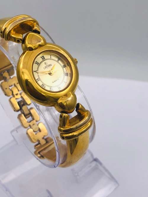 *LATAN LADIES GOLD DRESS WATCH* BID FROM R1!