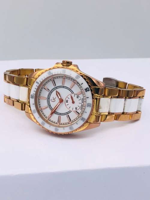 *GUESS COLLECTION ROSE GOLD LADIES WATCH* CERAMIC & STEEL!