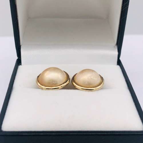 *9CT YELLOW GOLD PEARL EARRINGS* R1 BIDS