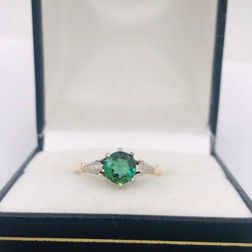 *9CT GOLD DIAMOND & GARNET RING* R1 BIDS