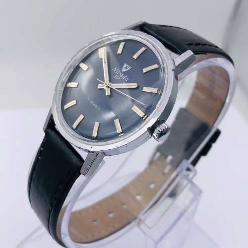 *NIVADA AUTOMATIC 17 JEWELS WATCH* R1 BIDS!