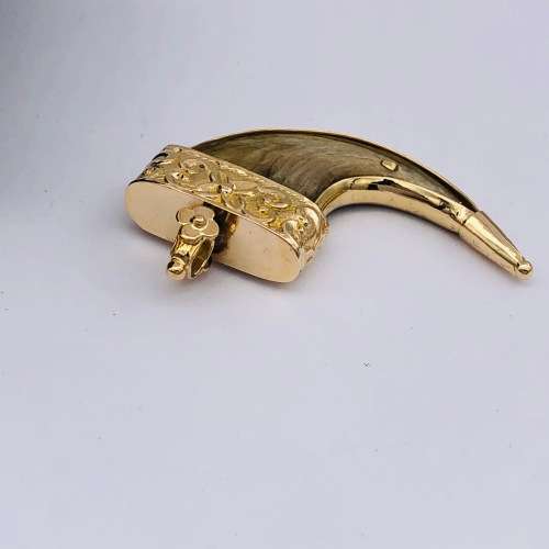 *18CT GOLD AUTHENTIC TIGER CLAW PENDANT* R1 BIDS!