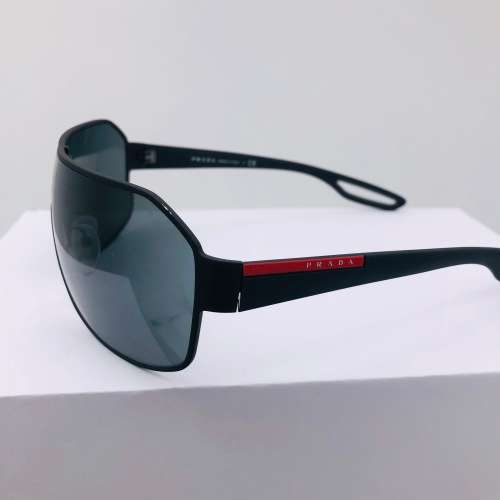 *PRADA DESIGNER SUNGLASSES* R1 BIDS!