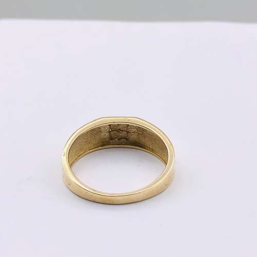 *9CT DIAMOND SQUARE CLUSTER RING* R1 BIDS