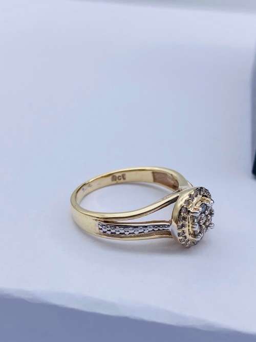 *0.50CT DIAMOND HALO CLUSTER RING* R1 BIDS!