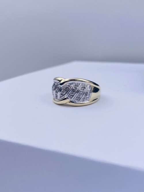 *CHUNKY DIAMOND CLUSTER DIGIT RING* R1 BIDS!