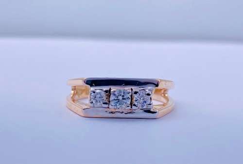 *0.20CT ROSE GOLD VS DIAMOND TRINITY RING* R1 BIDS!