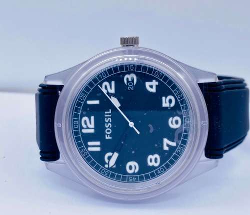 *NEW FOSSIL POLYMER MENS DRESS WATCH* R1 BIDS!