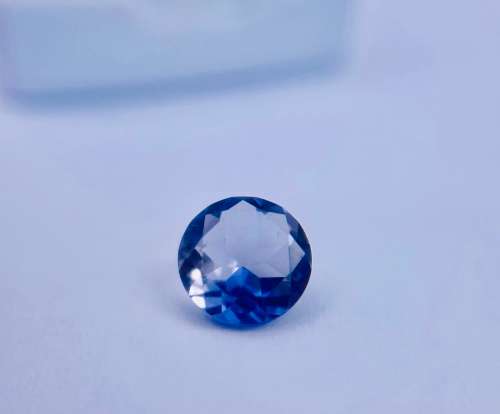 *1.05CT STUNNING ROUND CUT IOLITE* EXCELLENT CLARITY!!!