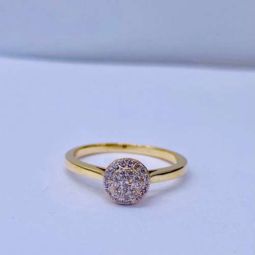 *DIAMOND HALO CLUSTER RING - BEAUTIFUL* R1 BIDS