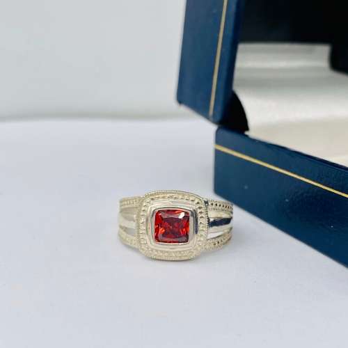 *SOLID SILVER DUAL SHANK RUBY CUBIC RING* R1 BIDS!!!