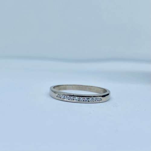 *BEAUTIFUL WHITE GOLD DIAMOND ETERNITY RING* R1 BIDS