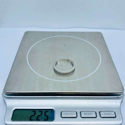 *SOLID SILVER CUBIC ETERNITY RING - BEAUTIFUL* R1 BIDS