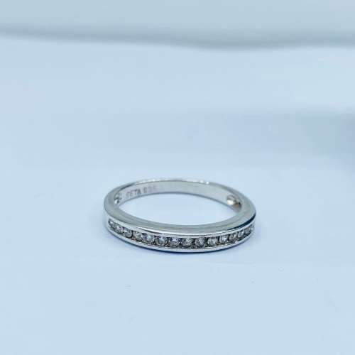 *SOLID SILVER CUBIC ETERNITY RING - BEAUTIFUL* R1 BIDS