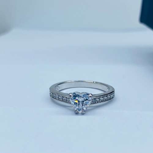 *SWAROVSKI WHITE GOLD INFINITY HEART RING* R1 BIDS