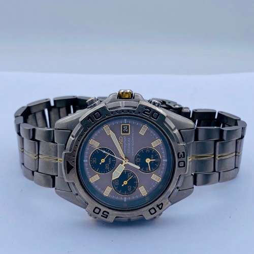 *SEIKO CHRONOGRAPH TITANIUM WATCH* SEE DESCRIPTION!