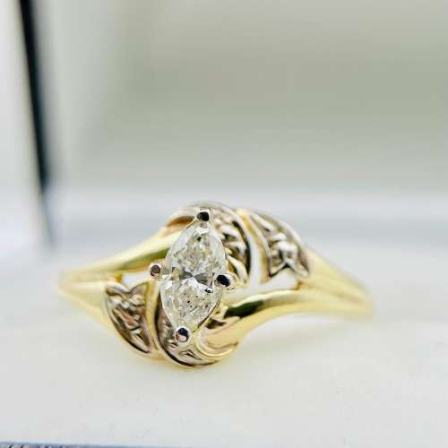 *BEAUTIFUL MARQUISE CUT DIAMOND SOLITAIRE RING* R1 BIDS
