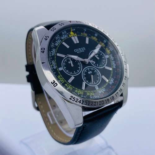 *GUESS CHRONO LUXURY MENS WATCH* R1 BIDS!!!