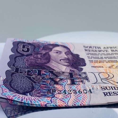 *SERIALIZED 5X OLD SA COLLECTORS FIVE RAND NOTES* R1 BIDS!!!