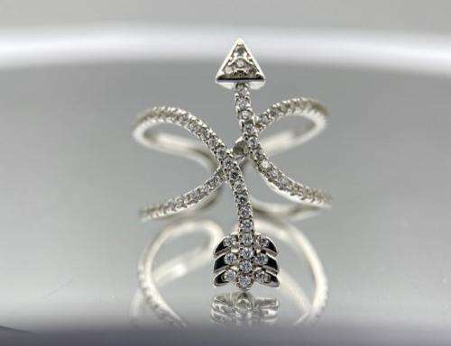 *CUPIDS ARROW ETERNITY CZ SILVER RING* R1 BIDS!!!