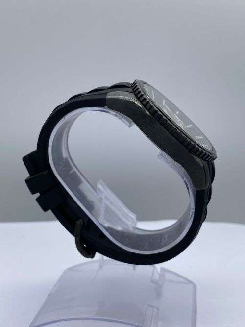 *STERLING CARBON DIVERS CHRONOGRAPH MENS WATCH* R1 BIDS!