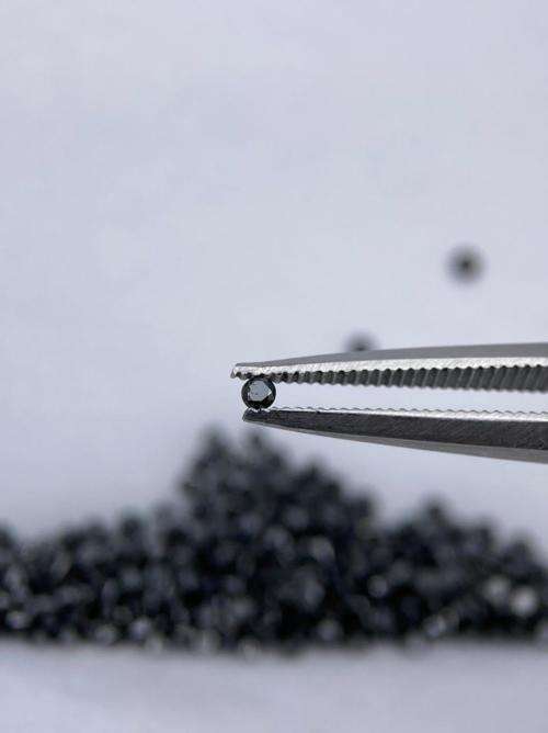 *10 x 0.01CT ROUNT CUT JET BLACK MOISSANITE* BID FOR LOT!