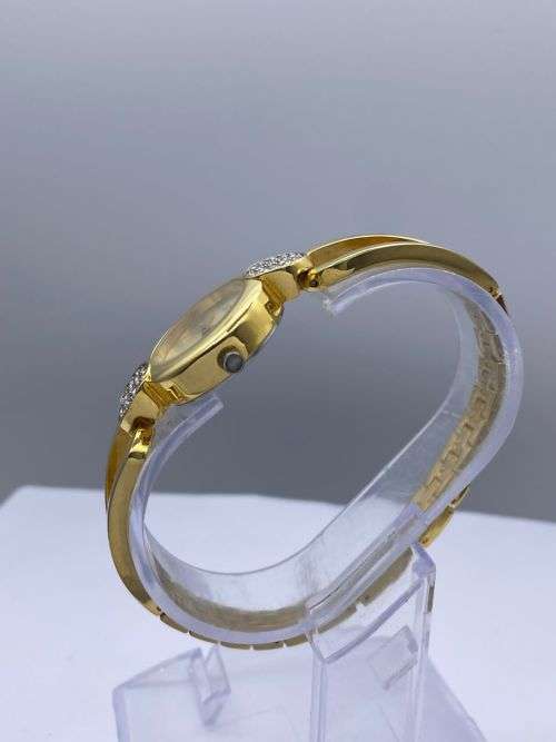 *LATAN DAINTY GOLD & CRYSTAL DRESS WATCH* R1 BIDS!