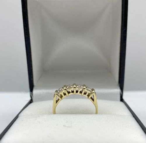 *DAZZLING YELLOW GOLD DIAMOND CROWNED RING* R1 BIDS!